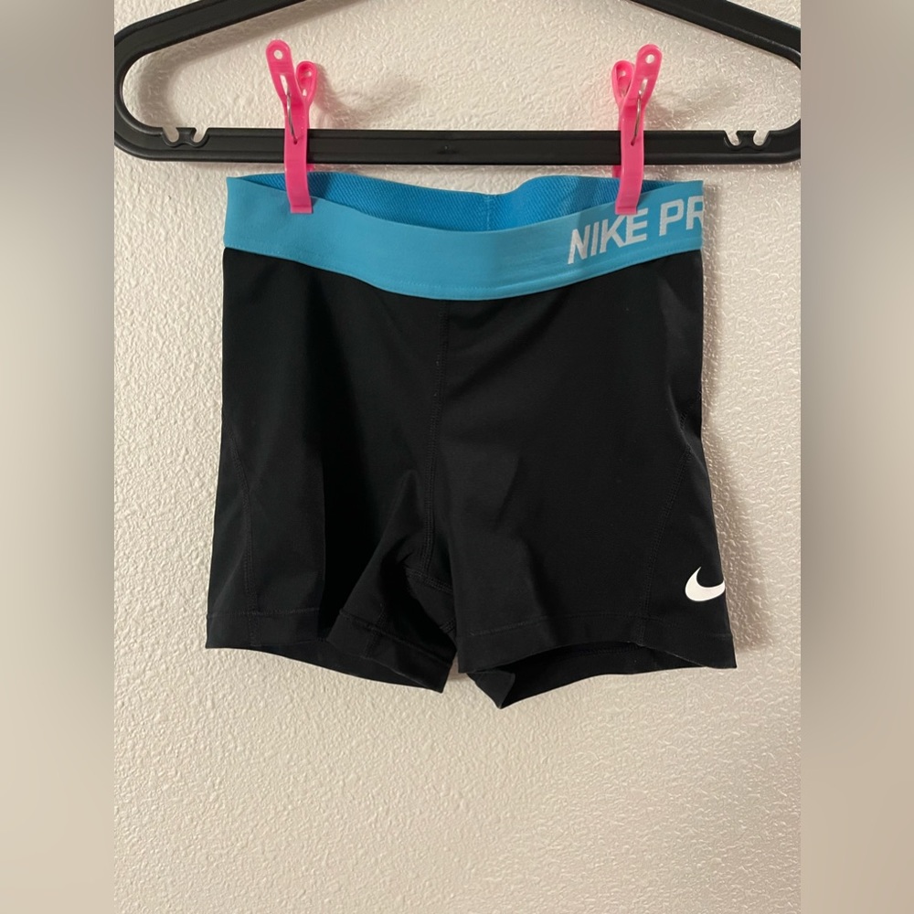 Nike dry fit athletic shorts